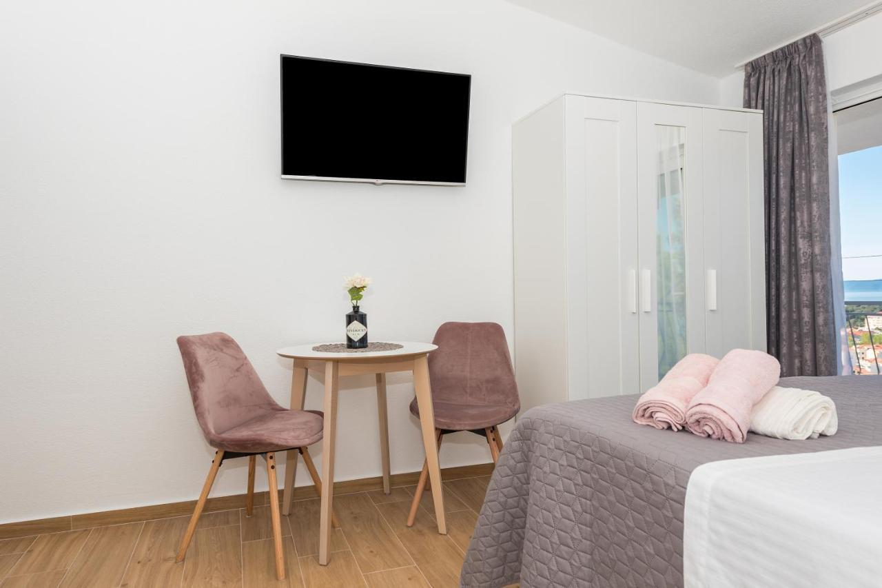 Milka Apartments Макарска Экстерьер фото